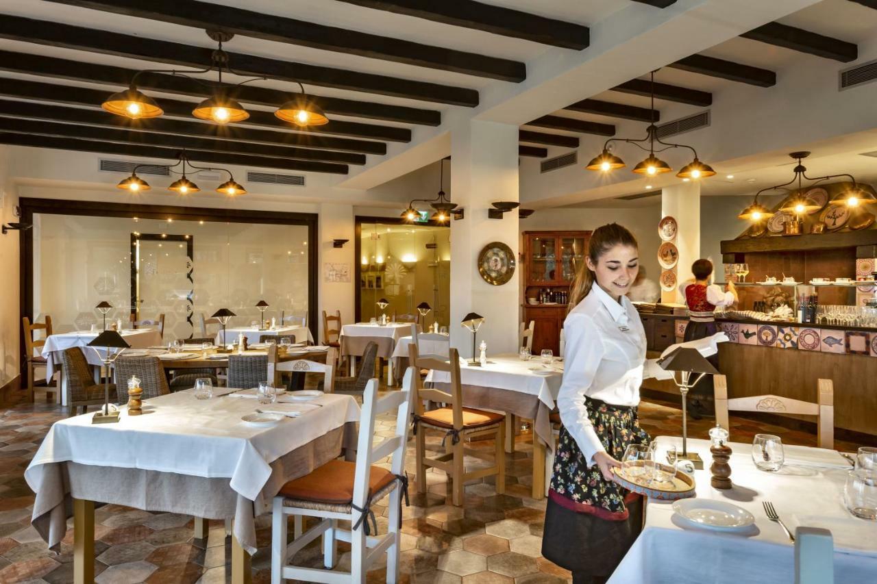 Abi D'oru Hotel